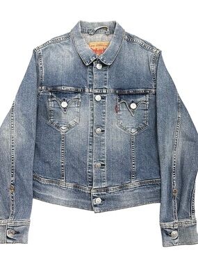 Vintage Levi's Denim Jacket (size xs)
